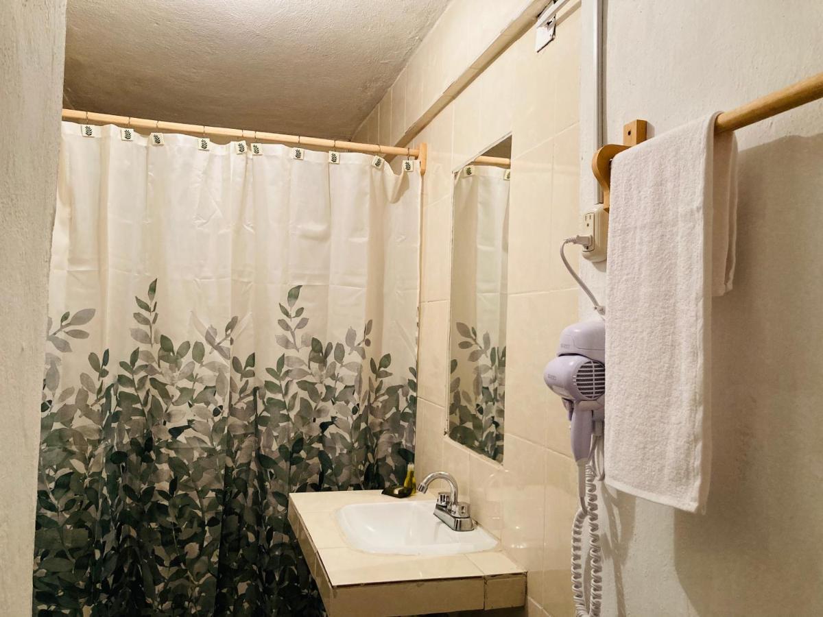 Alhambra Hotel - San Cristóbal de Las Casas Zewnętrze zdjęcie