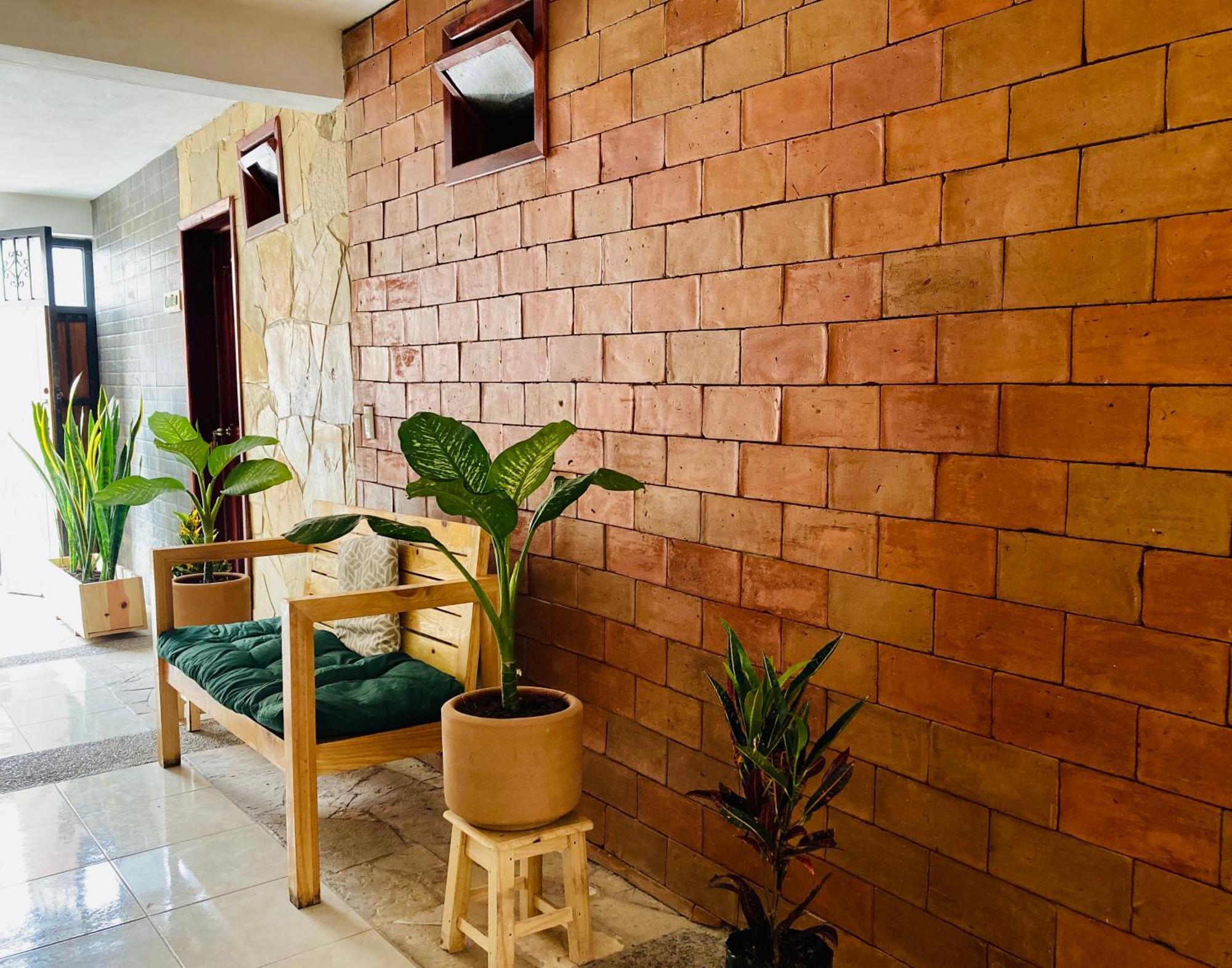 Alhambra Hotel - San Cristóbal de Las Casas Zewnętrze zdjęcie